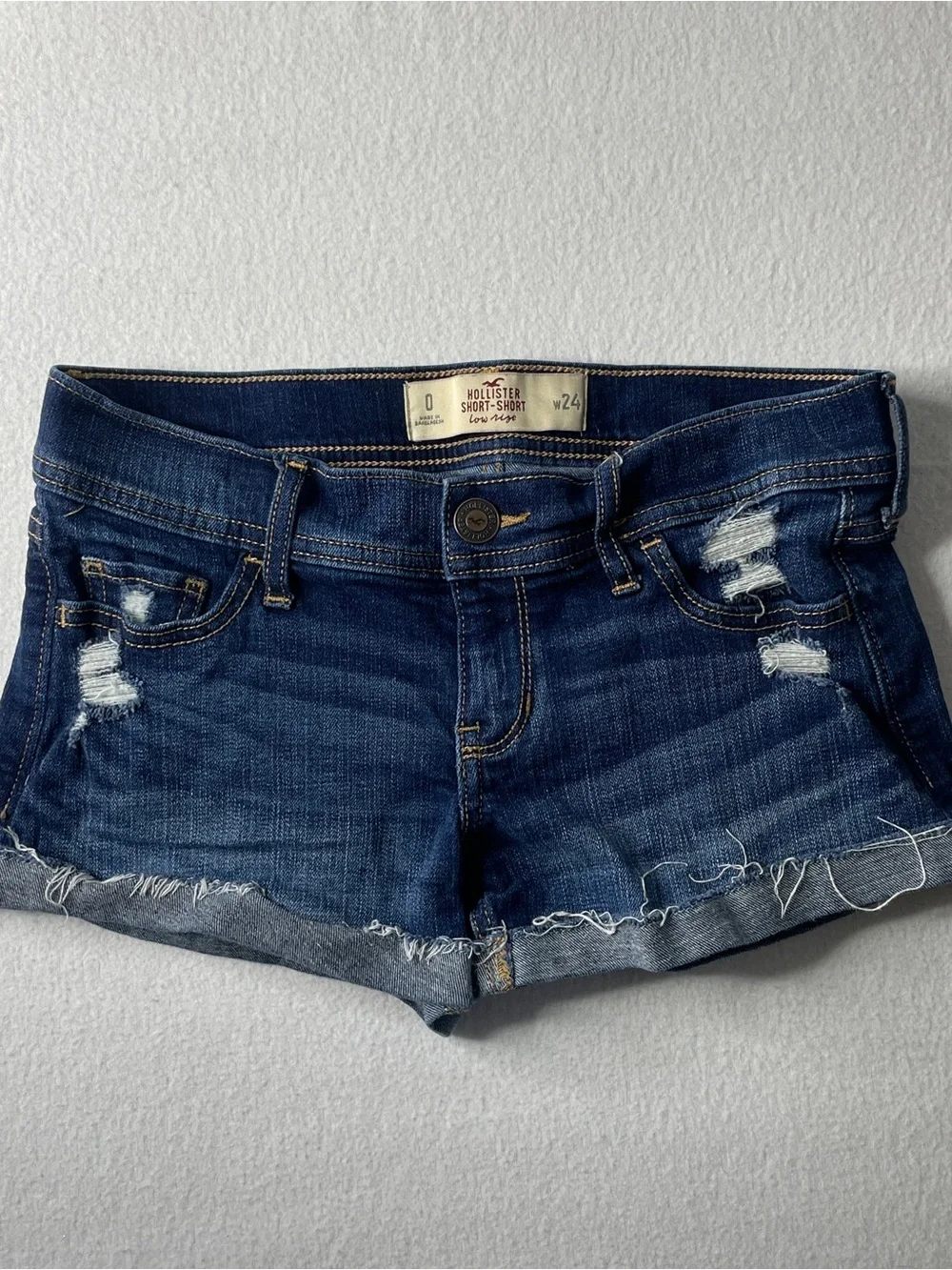 Hollister Low Rise Mini Shorts Women's Size 24 Y2K Distressed Denim Indie Sleaze